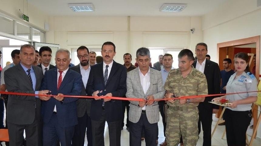 Adilcevaz&rsquo;da Kaligrafi Sergisi Ve M&uuml;zik Dinletisi