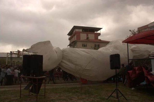 Diyanet İşleri Başkanı Görmez'in Katıldığı Temel Atma Töreninde Rüzgar Protokol Çadırını Uçurdu