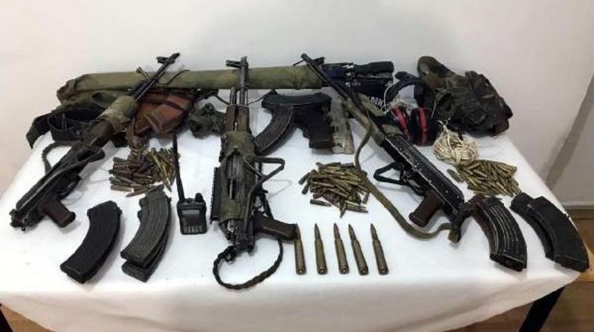 Bing&ouml;l&rsquo;De &Ouml;ld&uuml;r&uuml;len Pkk'lılara Ait Silah Ve M&uuml;himmat Ele Ge&ccedil;irildi