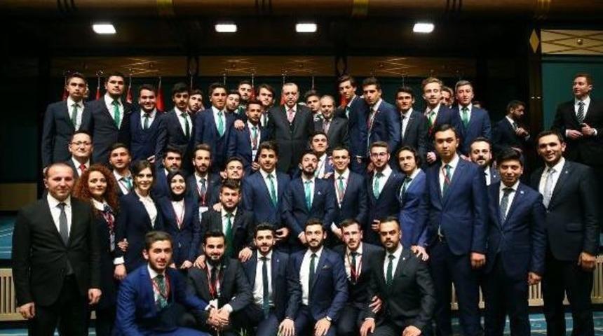 Cumhurbaşkanı Erdoğan: Devrimleri Siz Yapacaksınız; Darbe Demiyorum, Devrim Diyorum / Fotoğraflar