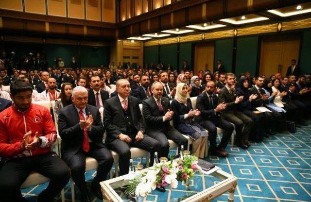 Cumhurbaşkanı Erdoğan: Devrimleri Siz Yapacaksınız; Darbe Demiyorum, Devrim Diyorum / Fotoğraflar 2