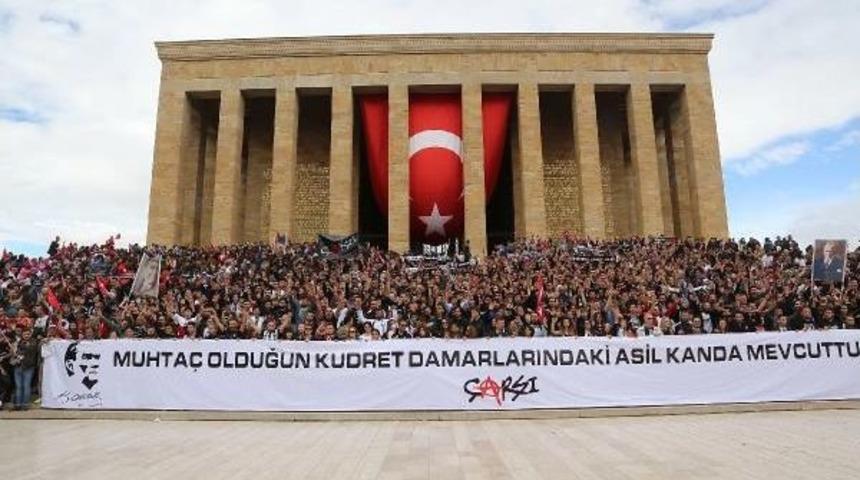 Anıtkabir 19 Mayıs'ta Doldu Taştı