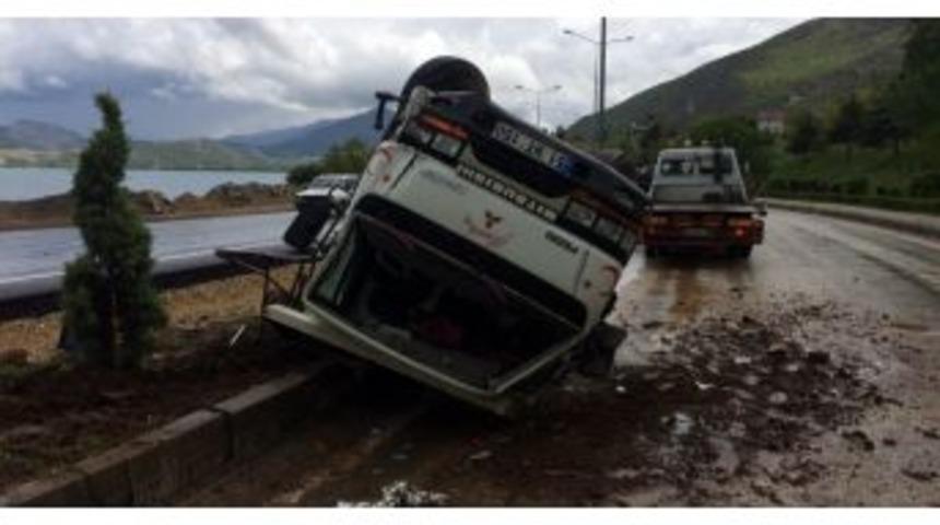 6 Yaşındaki &Ccedil;ocuk Trafik Kazasında &Ouml;ld&uuml;