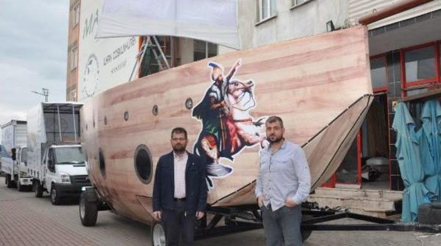 İneg&ouml;l'de, Fatih'in Gemilerinin Minyat&uuml;r&uuml; Yapıldı