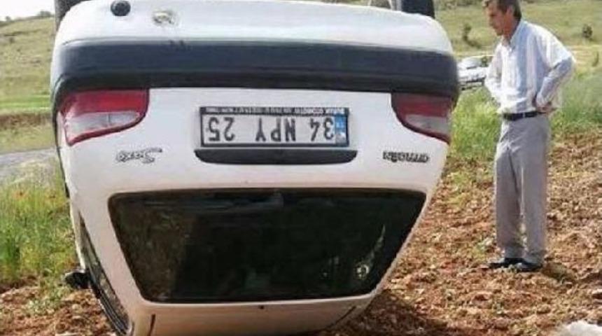 Otomobilde Taşıdığı Koyun Huysuzlanıp &Uuml;zerine Atlayınca Kaza Yaptı