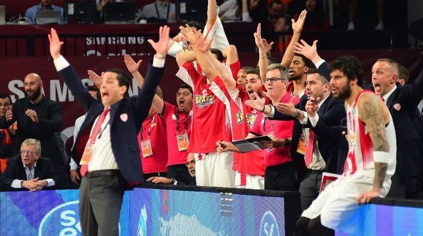 İlk Finalist Olympiakos