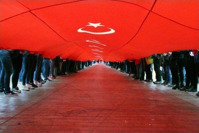 Samsun'da 19 Mayıs Kutlamalarına Yağmur Ertelemesi (3)