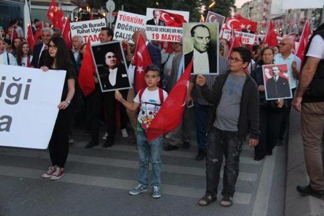 Edirne’De Fener Alayı Düzenlendi