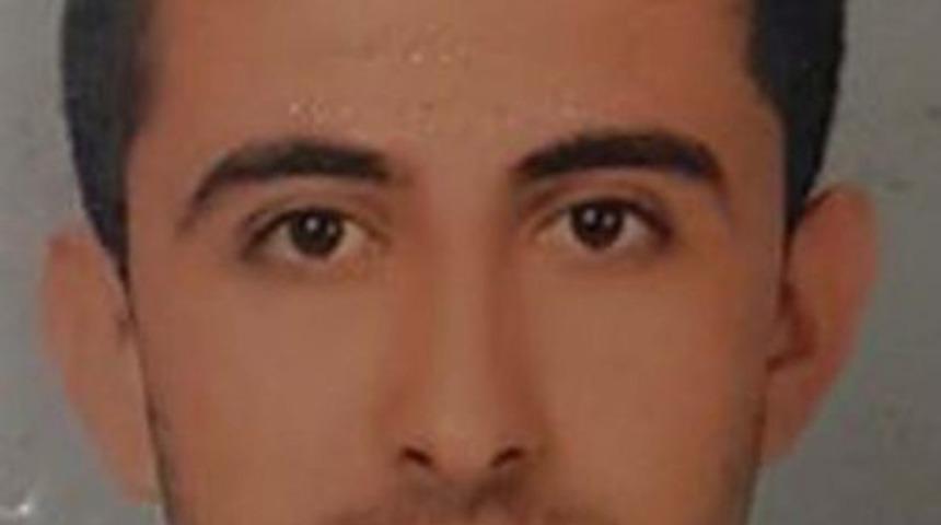 Yol Kenarında Boğazı Kesilmiş Erkek Cesedi Bulundu