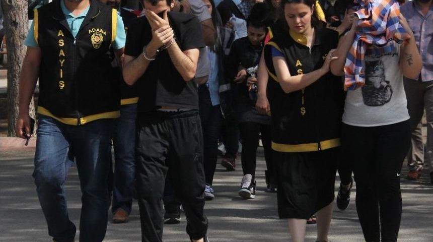 "eskort" &Ccedil;etesi Fertleri Birbirini Dolandırmış