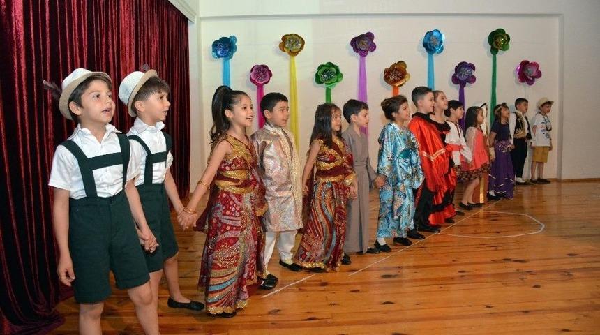 Erkan Koleji &Ouml;ğrencilerinden Yıl Sonu G&ouml;sterisi