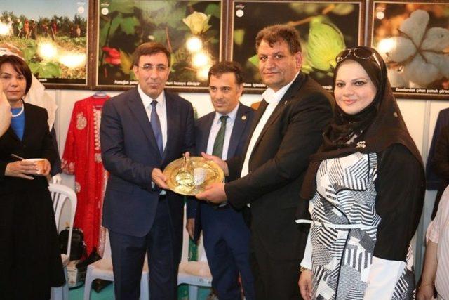 Ak&ccedil;akale Standı Konuklarını Ağırlamaya Devam Ediyor 2