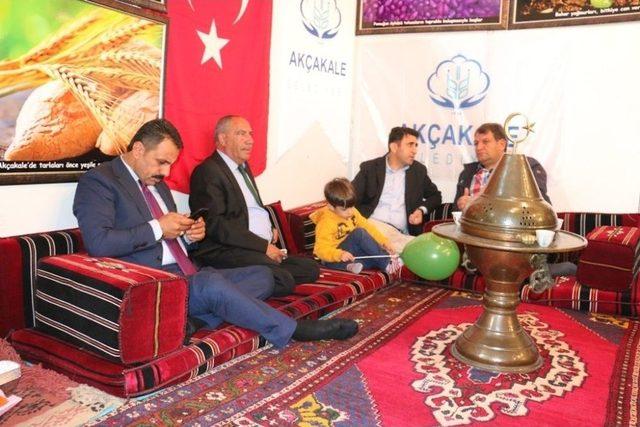 Belediye Başkanı Ayhan, Ak&ccedil;akale&rsquo;yi Ankara&rsquo;da Tanıtıyor 1