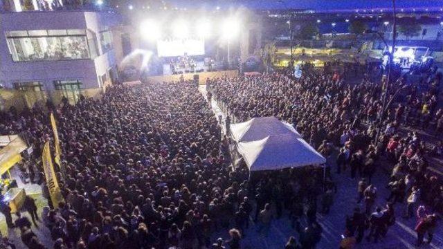 Samsun Gençlik Festivali Yağmur Engeli Tanımadı