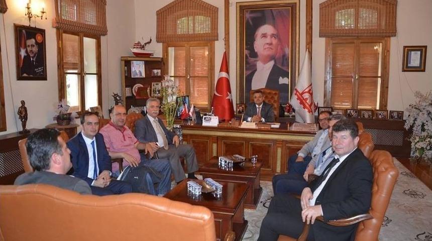 Başkan Yağcı&rsquo;ya Bursa T&uuml;rk Standartları Enstit&uuml;s&uuml; &Ccedil;alışanlarından Ziyaret