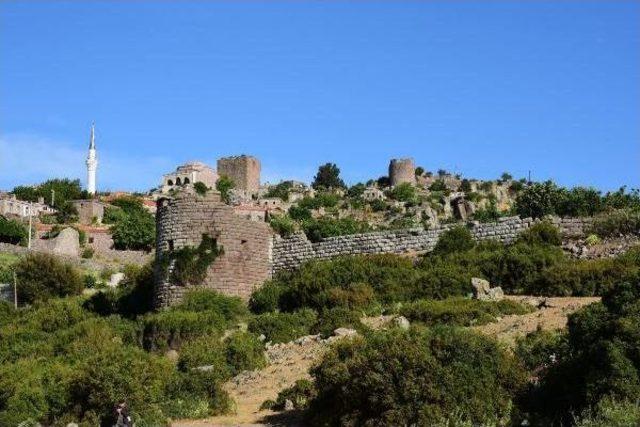 D&uuml;nya Mirası Assos ta Inşaat Bilmecesi 3