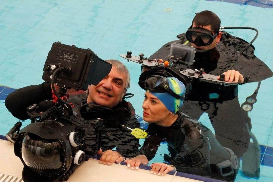 Aydın, Su Altında 67.16 Metre Y&uuml;r&uuml;yerek D&uuml;nya Rekoru Kırdı