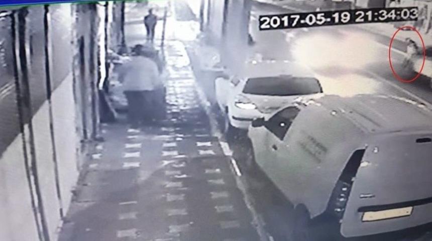 Yaşlı Adama Otomobil &Ccedil;arptı