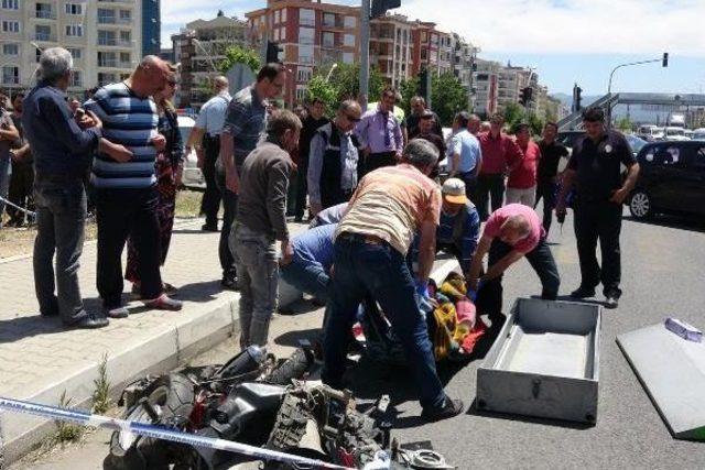 Kırmızı Işıkta Geçen Tır'ın Çarptığı Motosikletli Öldü