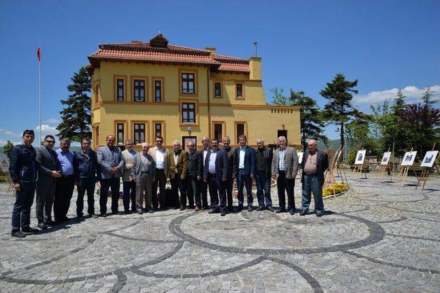 Siyah Beyaz Bozüyük Fotoğraf Sergisi Açıldı