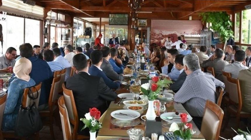 Kuntoğlu, Milli Eğitim Personeli İle Biraraya Geldi