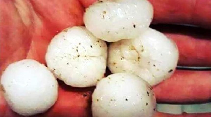 Elazığ'da Dolu, Bingöl'de Fırtına, Hayatı Olumsuz Etkiledi