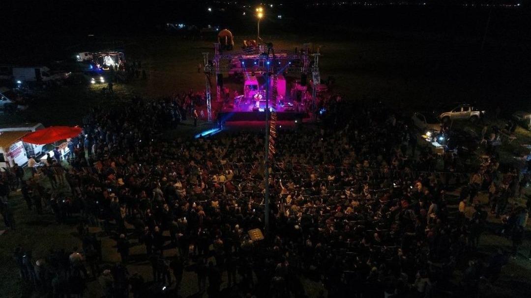 Karacabey&rsquo;de Reng&acirc;renk Panayır