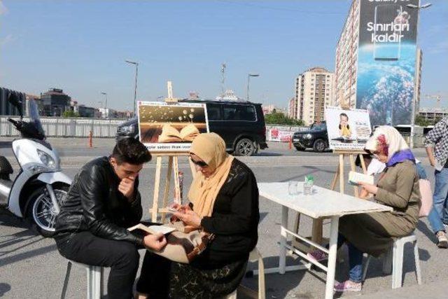 Kitabı Sevdirmek Için Seyyar Kütüphane Kurdular