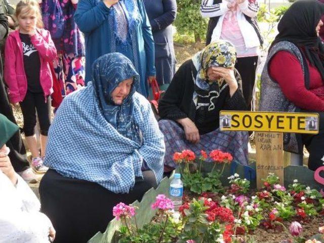 Düğününe Sayılı Günler Kala Öldü.. Davetliler Konvoy Yapıp Mezarına Gitti