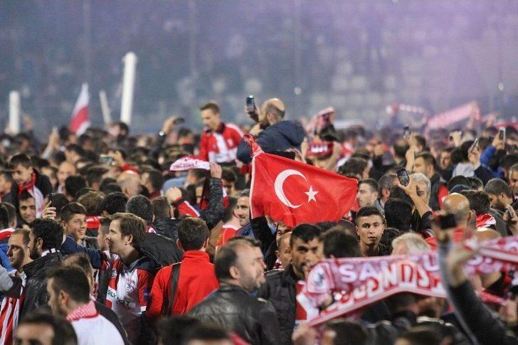 Samsunspor Taraftarından Büyük Sevinç G2
