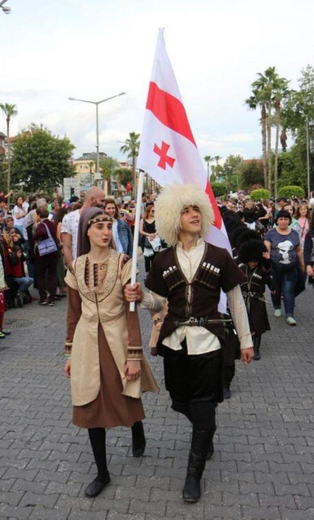 Turizm Ve Sanat Festivali, Yörük Göçü Ve Kortejle Başladı