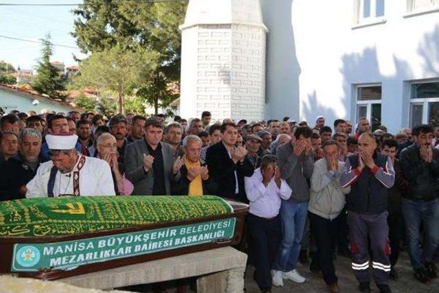 Yol Kenarında Boğazı Kesilmiş Erkek Cesedi Bulundu (2)