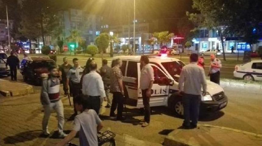 Adıyaman'da Iki Grup Arasında Kavga; 4 G&ouml;zaltı