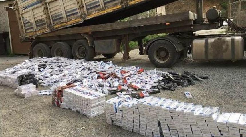 Hakkari'de Ka&ccedil;ak Sigara Operasyonu