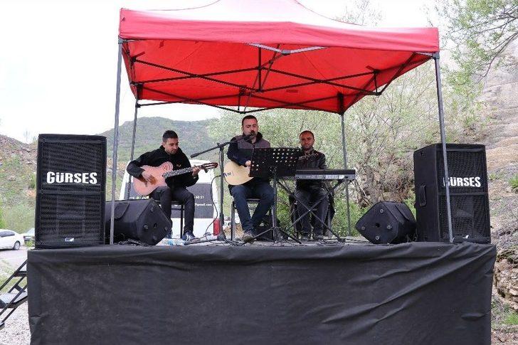 Gümüşhane’nin Pamukkalesi’nde ‘ayazma’ Şenliği Yapıldı G5