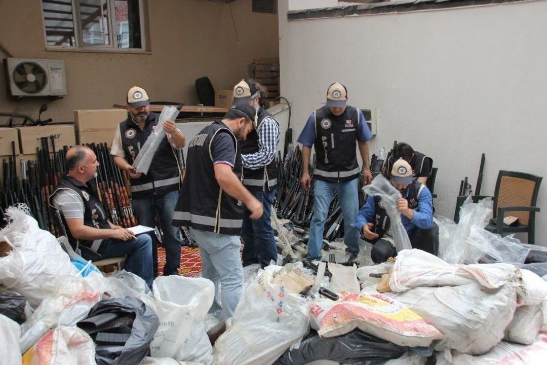 Hatay&rsquo;da 1 Kamyon Ka&ccedil;ak Silah Ele Ge&ccedil;irildi