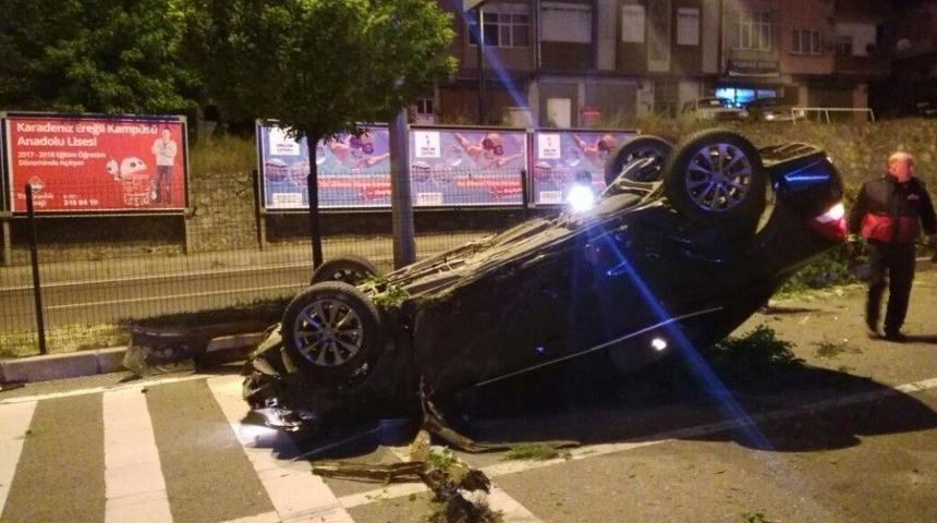 Otomobil Takla Attı Sürücü Kaçtı
