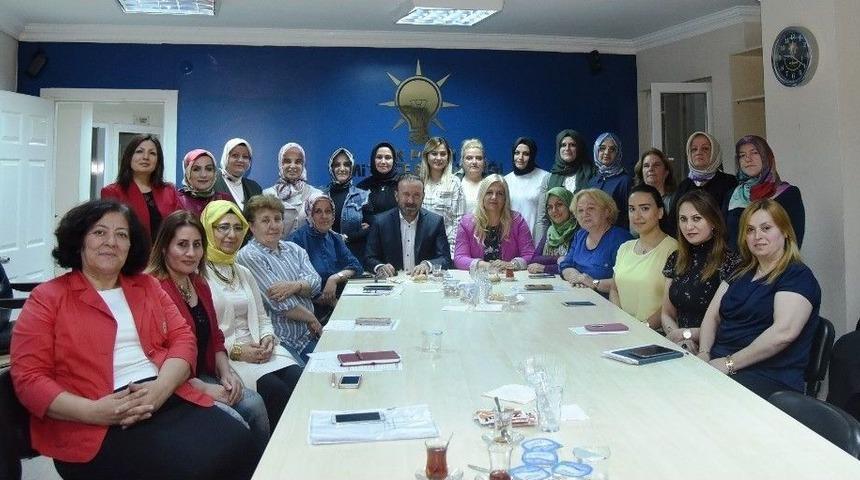 Başkan Doğan&rsquo;dan Kadınlara Teşekk&uuml;r