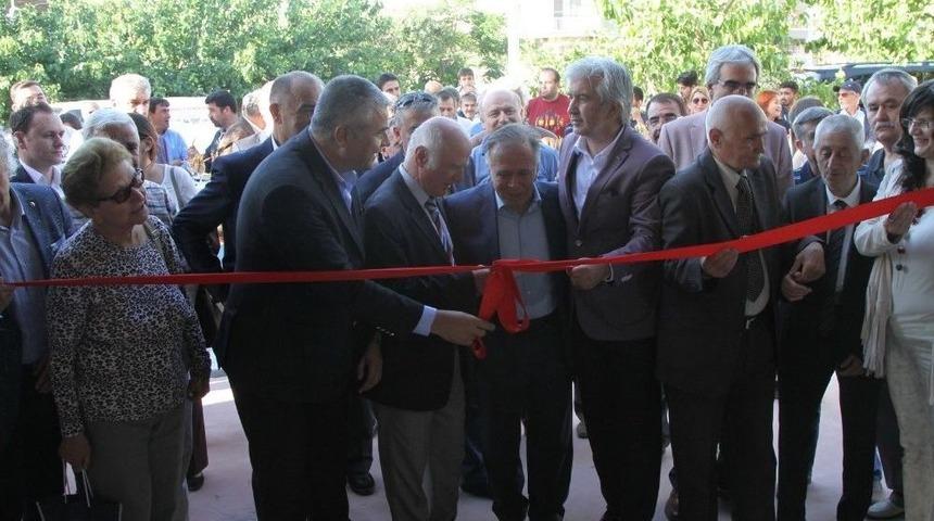 Akhisar Belediyesi Spor M&uuml;zesi A&ccedil;ıldı