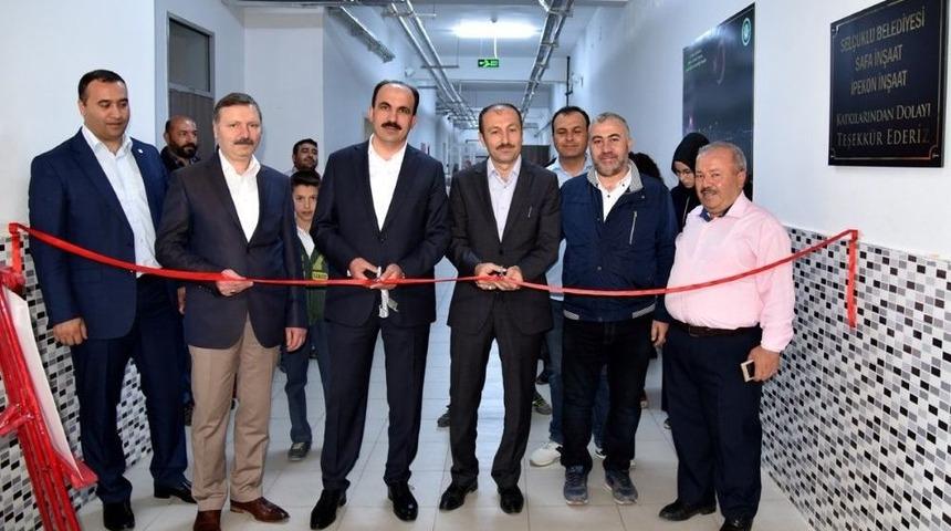 Sel&ccedil;uklu&rsquo;da Eğitime Fiziki Destek S&uuml;r&uuml;yor