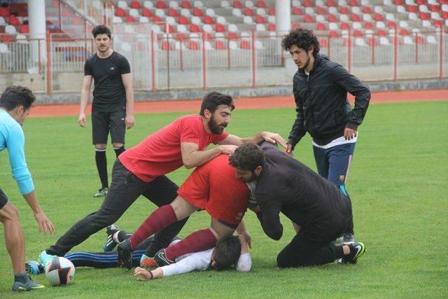 Yiğidolar, Rugbyyi Sevdi