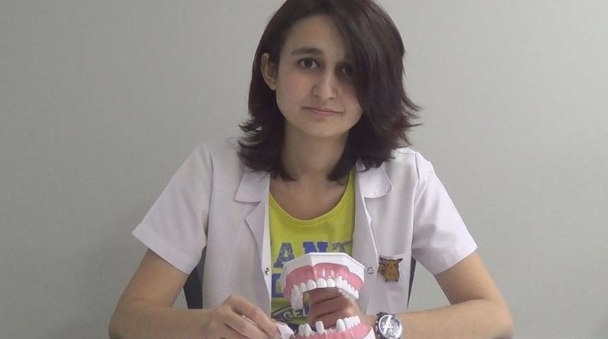 Şekerli S&uuml;t, S&uuml;t Dişlerini Tehdit Ediyor