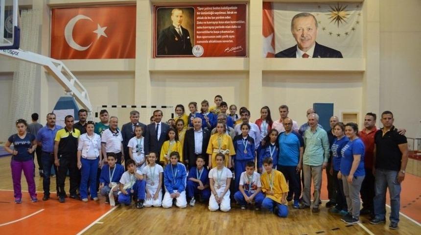 Kuşak G&uuml;reşi Yıldızlar T&uuml;rkiye Şampiyonası Sona Erdi