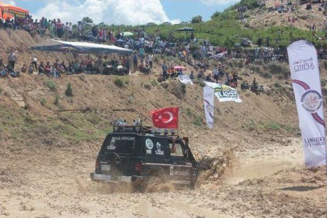 Kadirli'de 2'nci Offroad Şenlikleri Düzenlendi