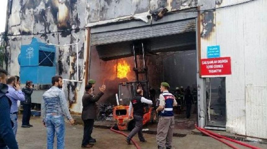 Atık Depolama Tesisi Yandı