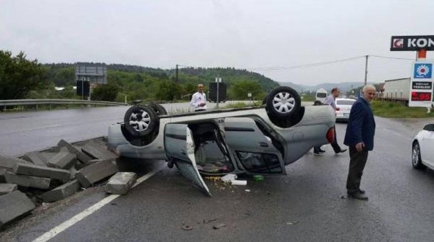 Bolu'da Otomobil Takla Attı; 2 Yaralı