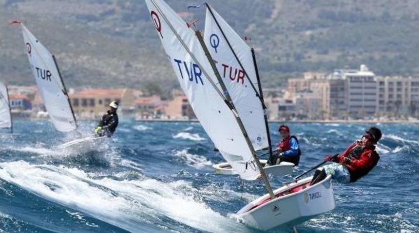 &Ccedil;eşme'de Yelken Heyecanı&nbsp;