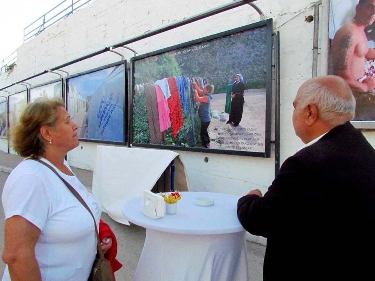 M&uuml;ltecilerin Dramı Billboardlarda Sergilendi