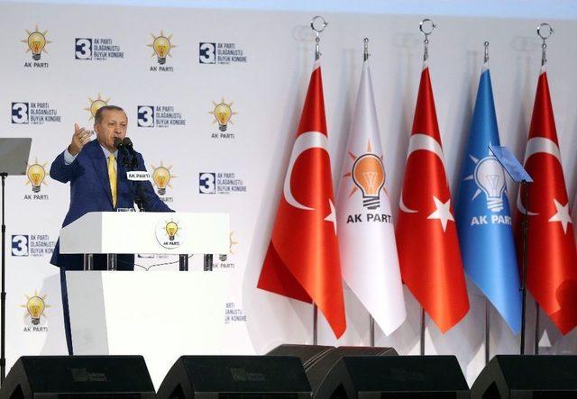 Erdoğan’dan Ak Parti Teşkilatlarında Yenileme Hareketi Sinyali