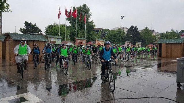 Pedallar Beraberlik İçin Çevrildi